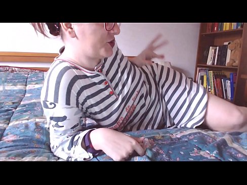 ❤️ Coj tus qaib dub loj no rau hauv koj lub qhov ncauj me qhev ❤️ Super porn ntawm hmn.pornhdvideos.ru%
